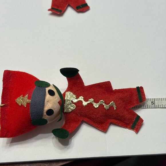 Vintage Christmas Toy Soldier Nutcracker Ornament Figurine Set Green Red Black - Picture 6 of 6